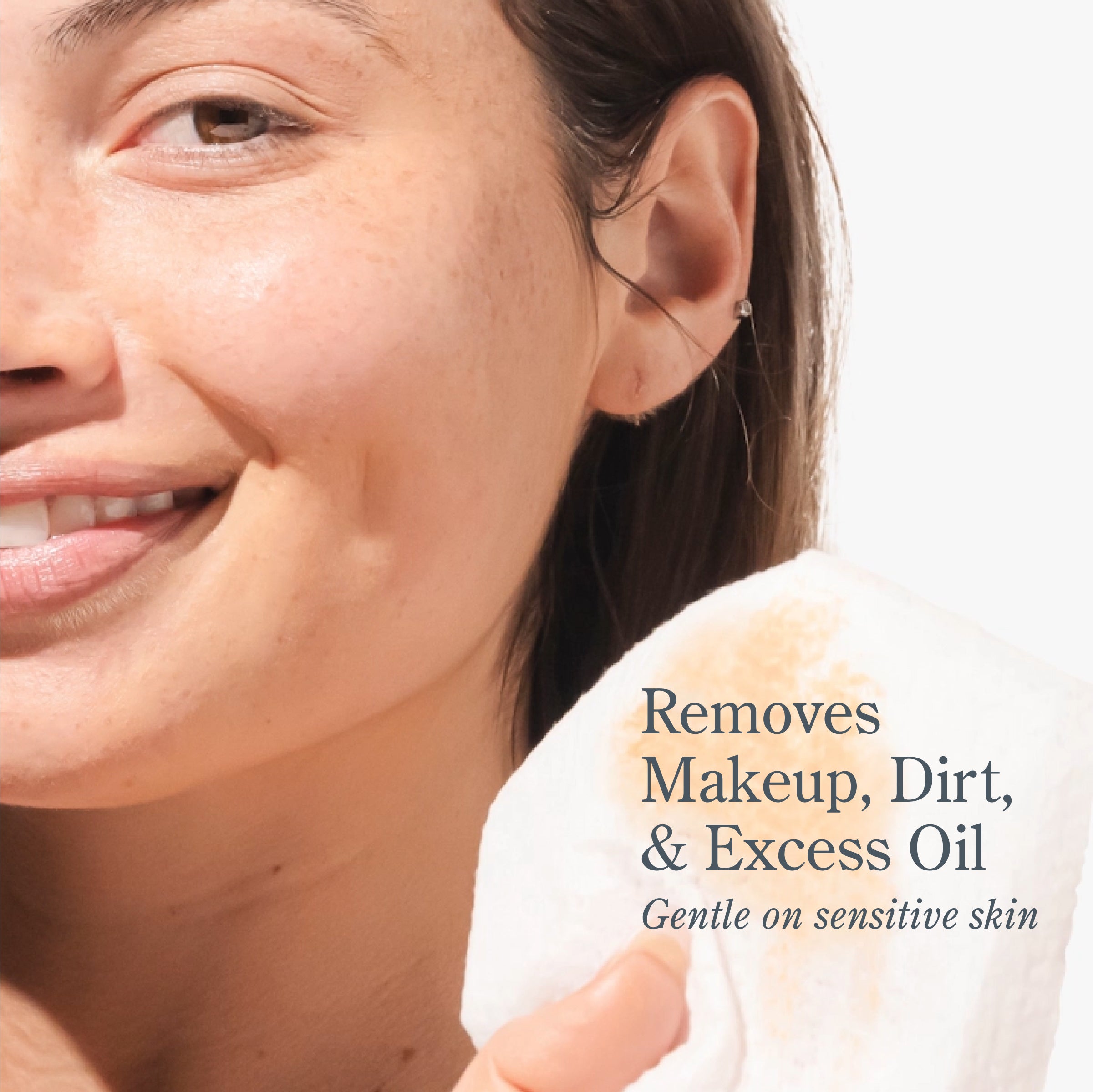 The Greatest Clean 6-Piece Face Wipe Gift Set